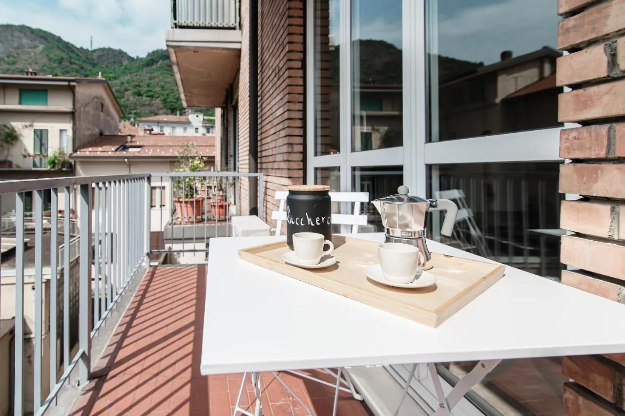 شقة Lovely Suite With Private Parking In كومو إيطاليا
